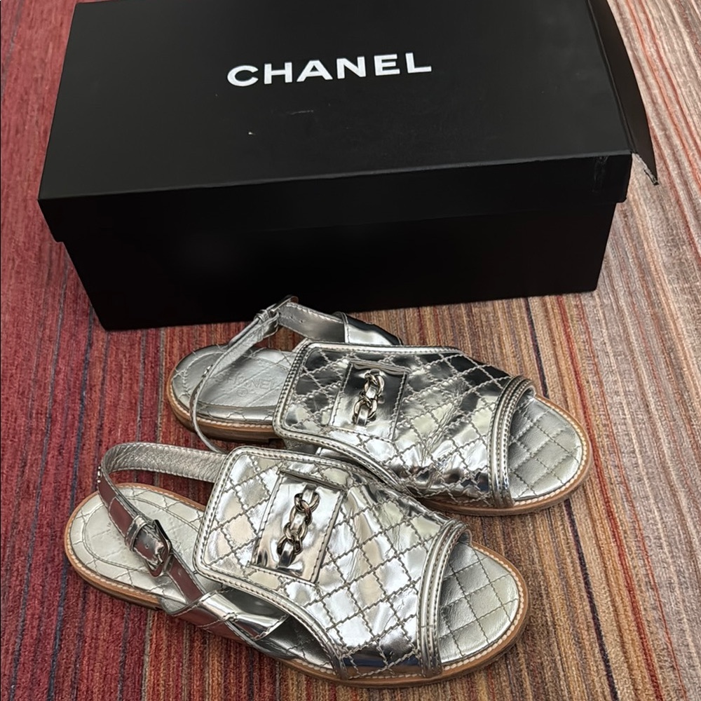 Chanel Silver Quilted Sandals with Metallic Finish